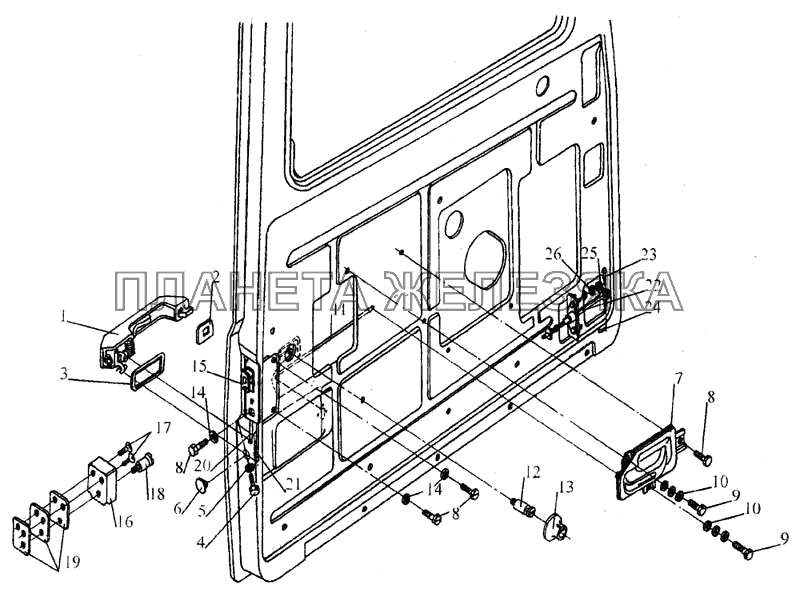 Установка ручек, замка и ограничителя двери МАЗ-643068